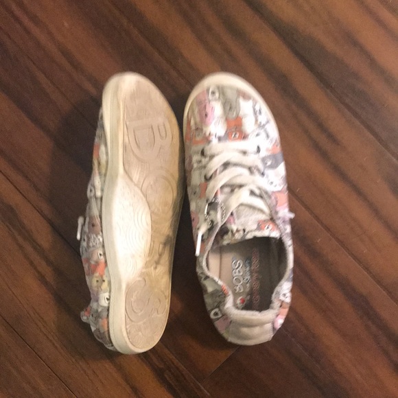 Shoes - Picture 2 of 2